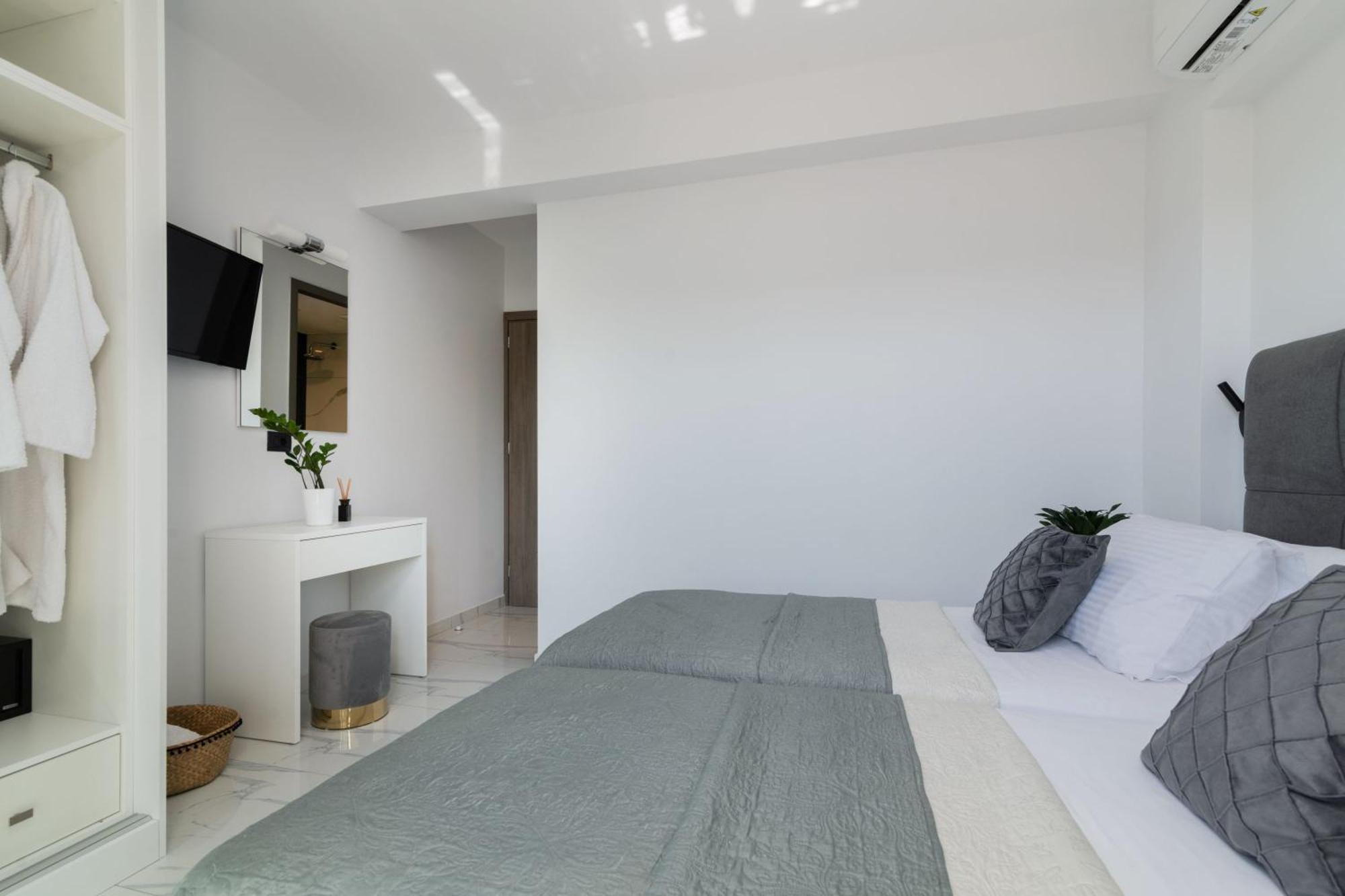 Sunwhite Villas - Private Pool & Cozy Atmosphere, By Zantewize Laganas Buitenkant foto