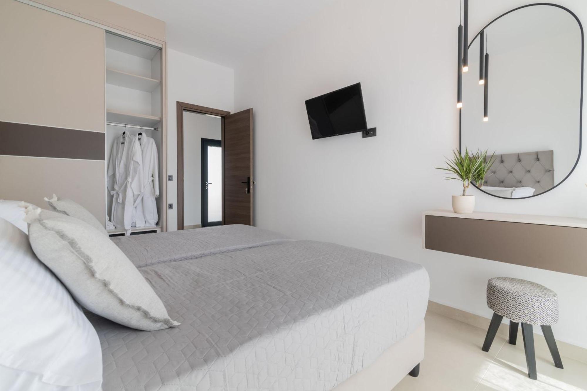 Sunwhite Villas - Private Pool & Cozy Atmosphere, By Zantewize Laganas Buitenkant foto